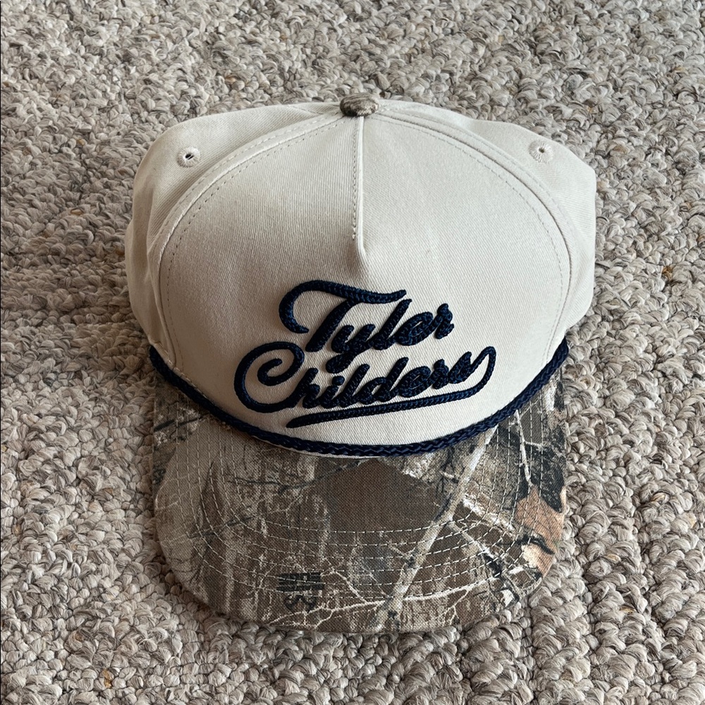 Tyler Childers Cream and Camouflage Cap NWOT